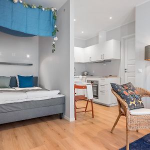 Ng Apartments